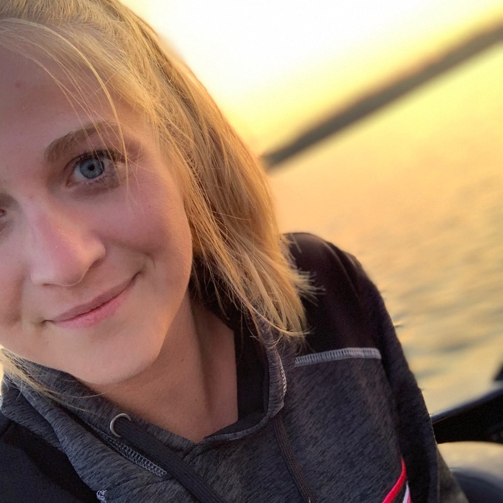 Meet your Posher, Carissa